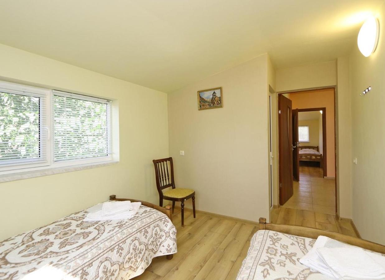 Garni Bread House Hotel Exterior photo
